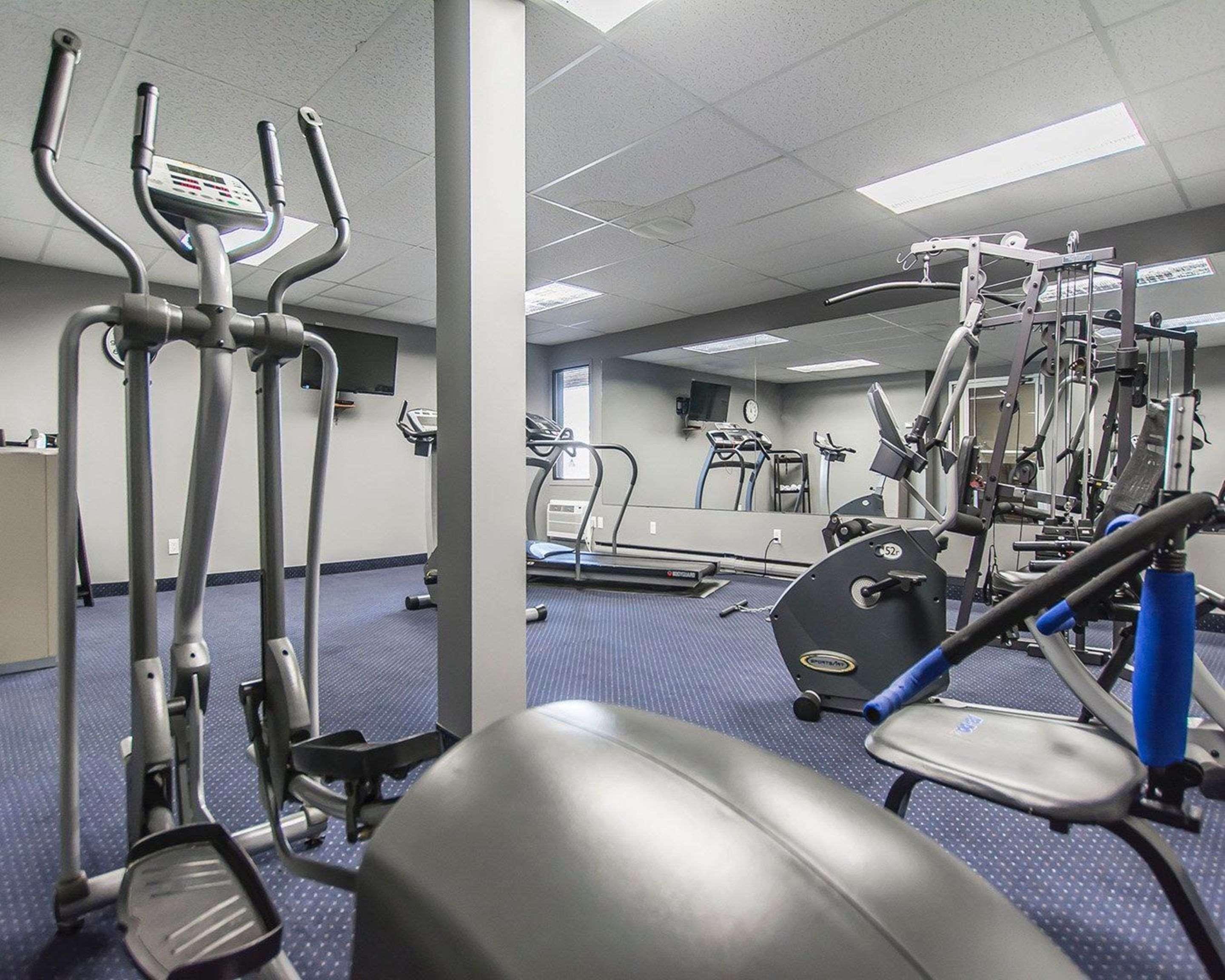 Quality Inn Rouyn-Noranda Екстер'єр фото