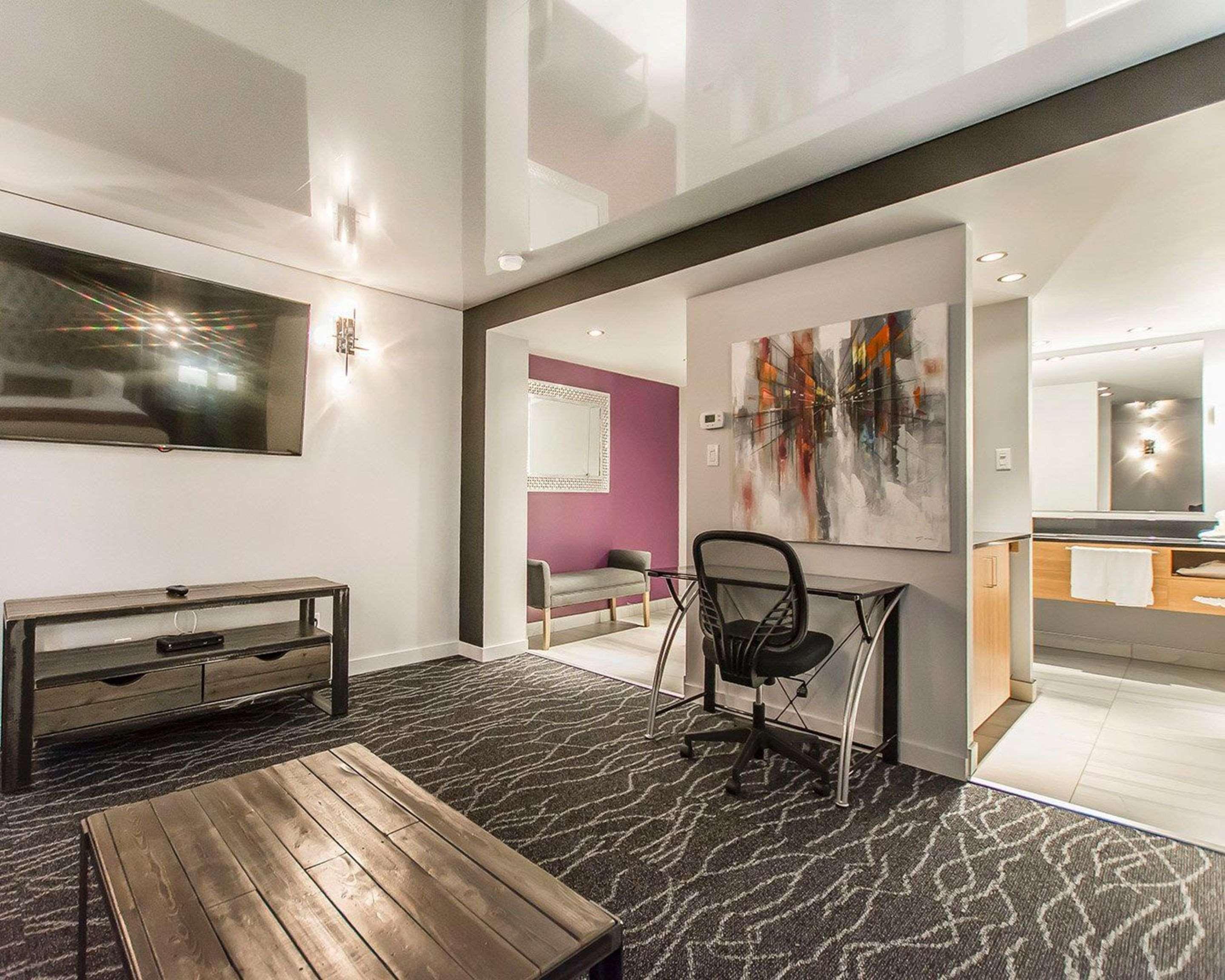 Quality Inn Rouyn-Noranda Екстер'єр фото