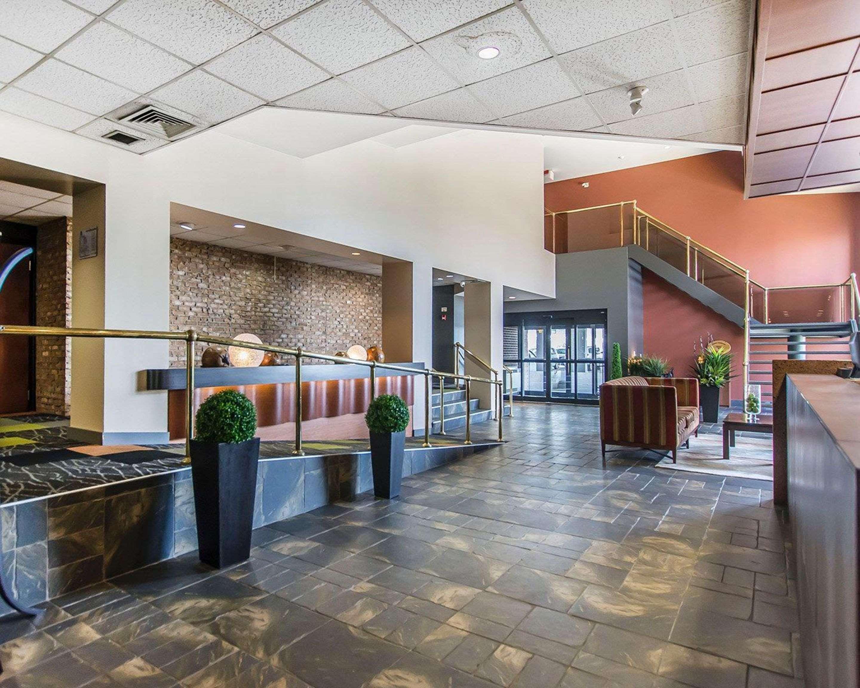 Quality Inn Rouyn-Noranda Екстер'єр фото