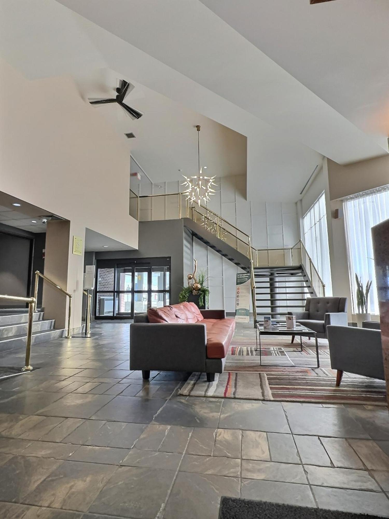 Quality Inn Rouyn-Noranda Екстер'єр фото