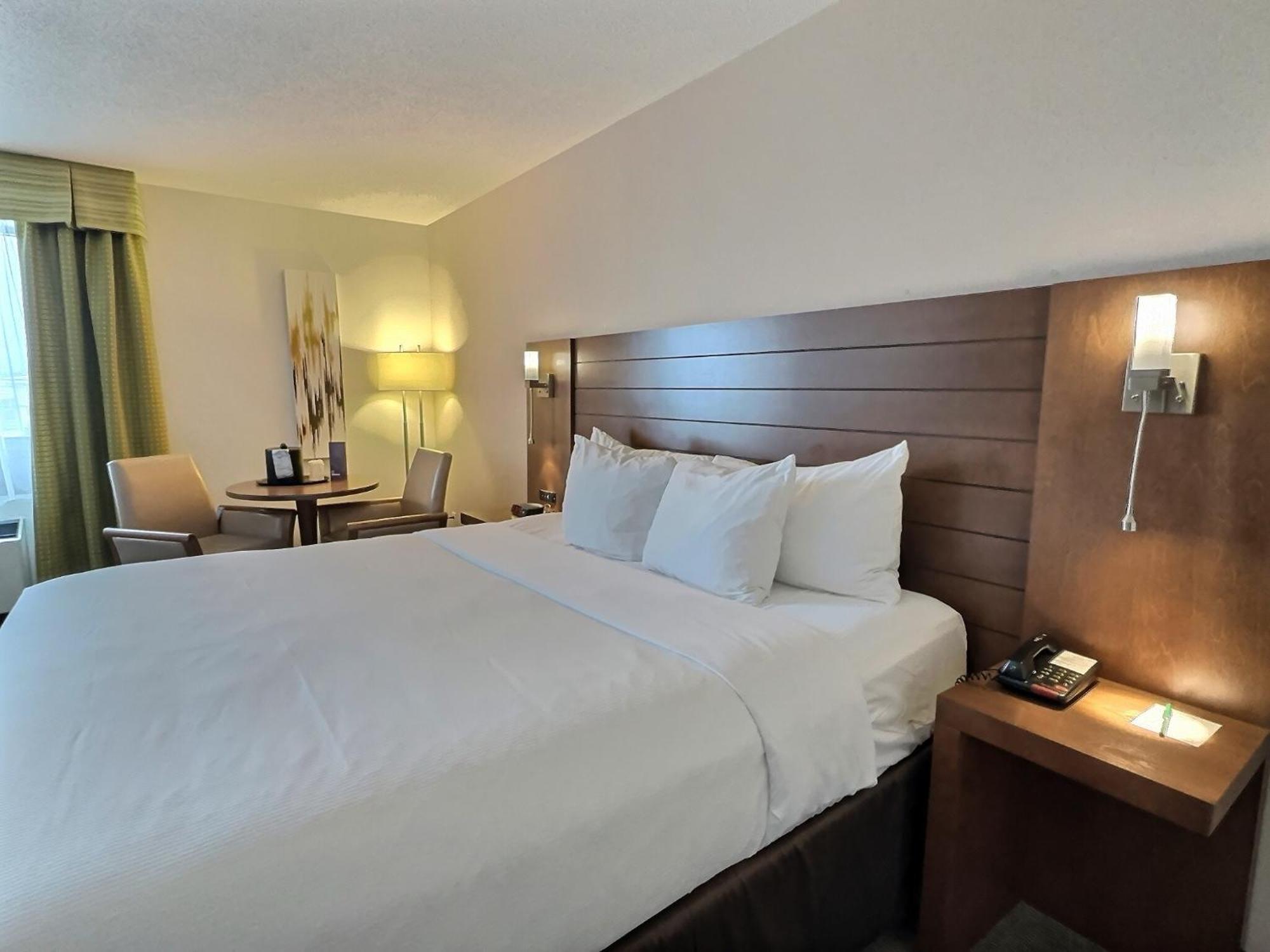 Quality Inn Rouyn-Noranda Екстер'єр фото